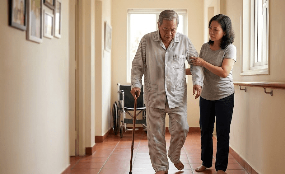 Đi Lại Sau Mổ Tại Nhà